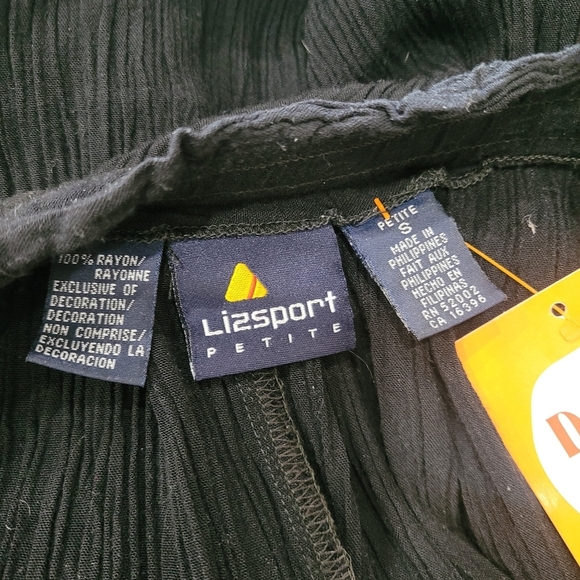 Lizsport Black Button-Down Skirt with Gold Accents - Picture 5 of 6